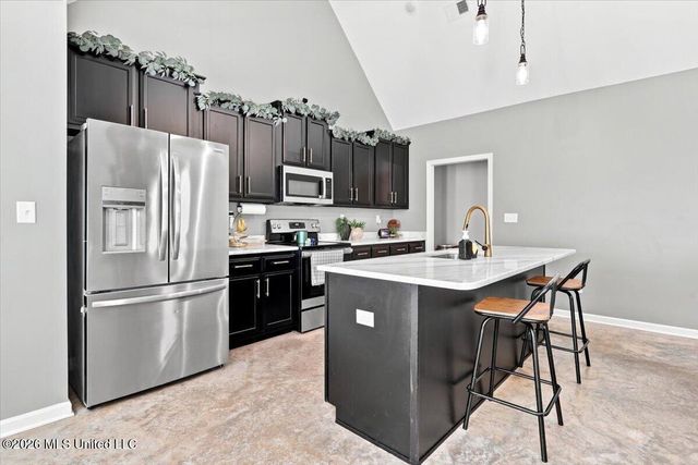 176 Carrington Road, Byhalia, MS 38611