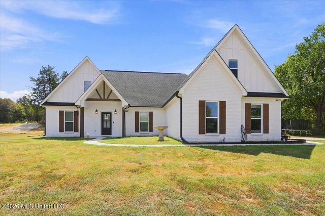 176 Carrington Road, Byhalia, MS 38611