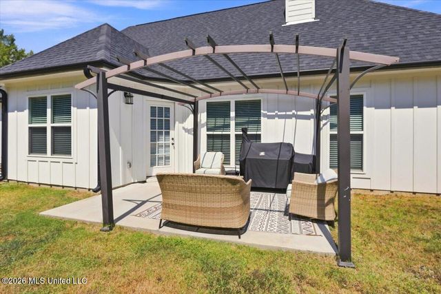 176 Carrington Road, Byhalia, MS 38611