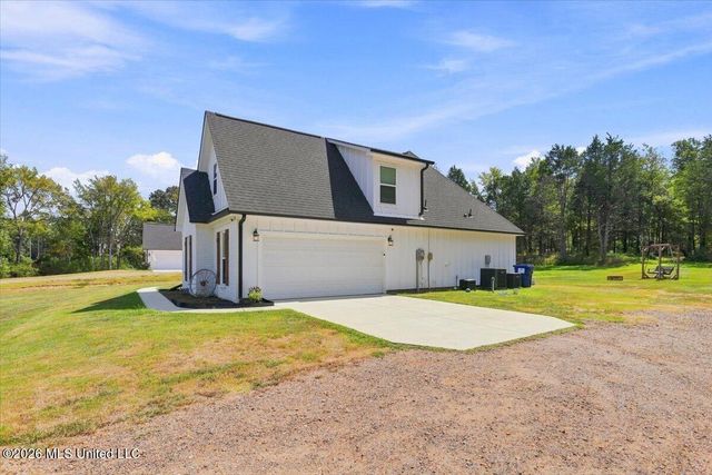 176 Carrington Road, Byhalia, MS 38611