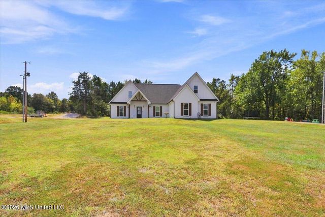 176 Carrington Road, Byhalia, MS 38611