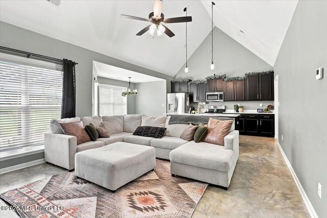 176 Carrington Road, Byhalia, MS 38611