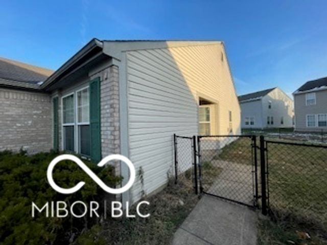 10959 Bellflower Court, Indianapolis, IN 46235