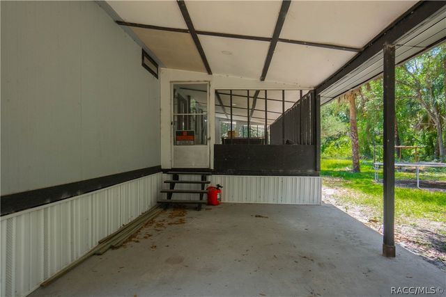 6550 SE Debra Avenue, Inglis, FL 34449