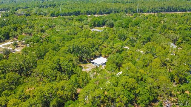 6550 SE Debra Avenue, Inglis, FL 34449