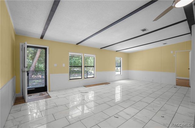 6550 SE Debra Avenue, Inglis, FL 34449