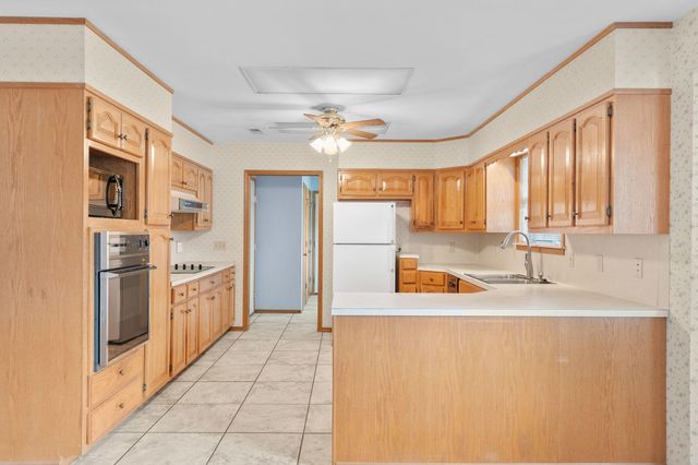 1106 April Drive, Ozark, MO 65721