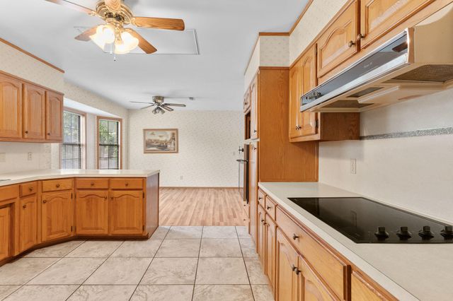 1106 April Drive, Ozark, MO 65721