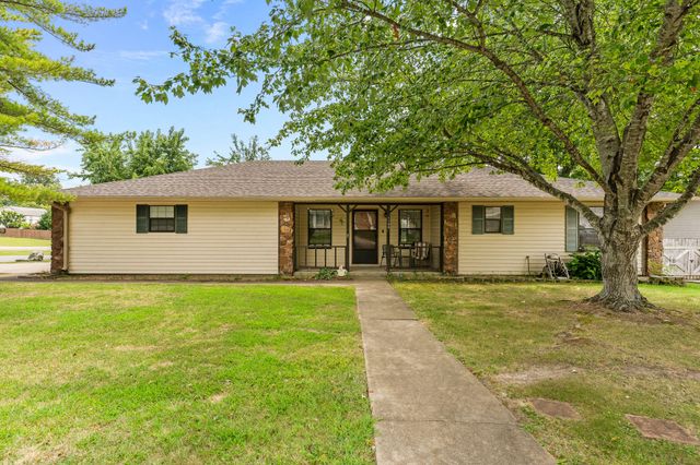 1106 April Drive, Ozark, MO 65721