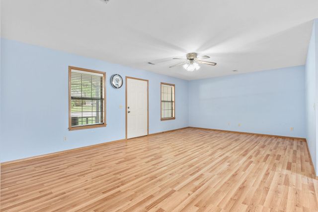 1106 April Drive, Ozark, MO 65721