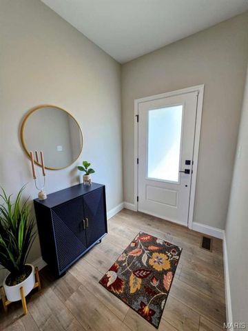 101 Woodline Court, St Peters, MO 63376