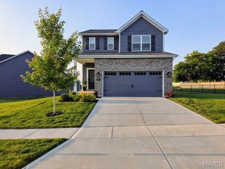 101 Woodline Court, St Peters, MO 63376