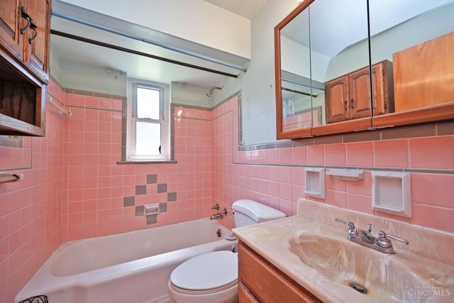 3763 Frondorf Avenue, Green Twp, OH 45211