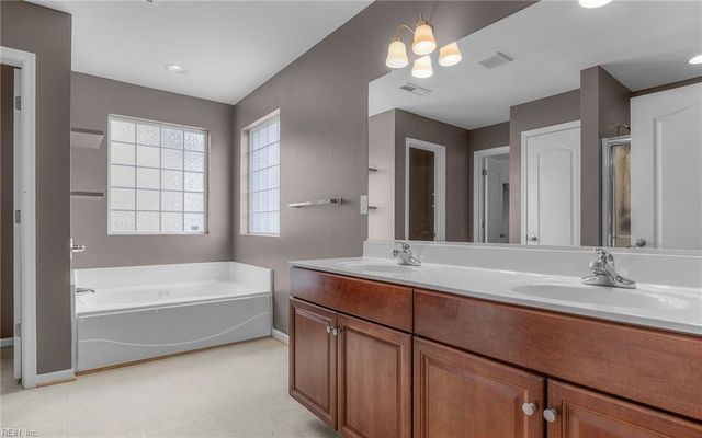 1023 Silver Charm CIR, Suffolk, VA 23435