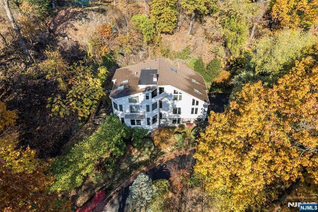 43 Bradford Avenue, Montclair, NJ 07043