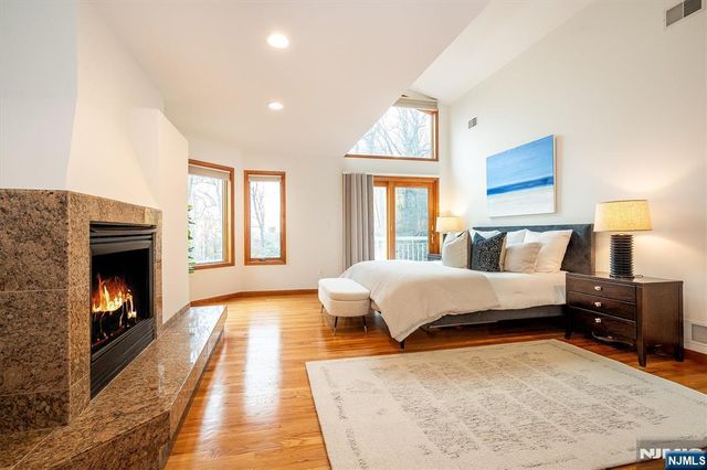 43 Bradford Avenue, Montclair, NJ 07043