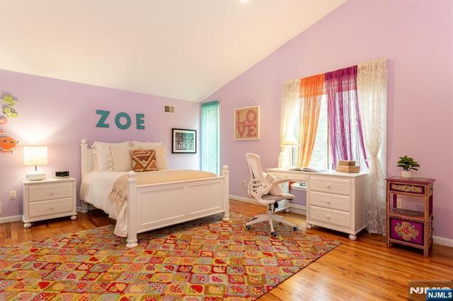 43 Bradford Avenue, Montclair, NJ 07043