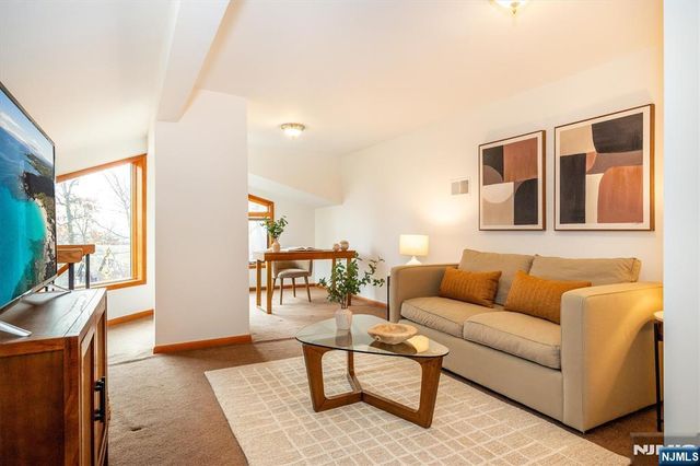 43 Bradford Avenue, Montclair, NJ 07043