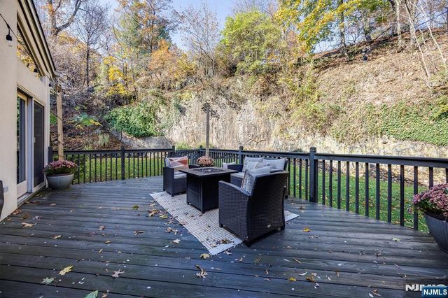 43 Bradford Avenue, Montclair, NJ 07043