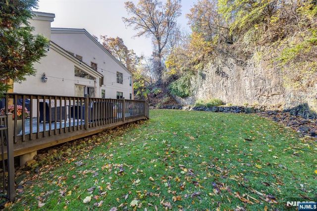 43 Bradford Avenue, Montclair, NJ 07043