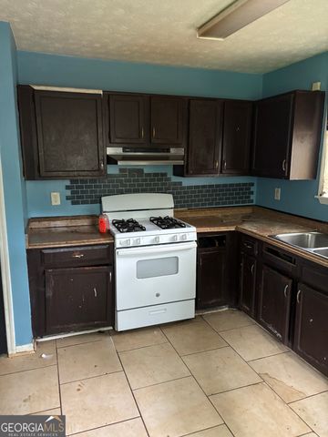 1036 Mainstreet Lake Drive, Stone Mountain, GA 30088