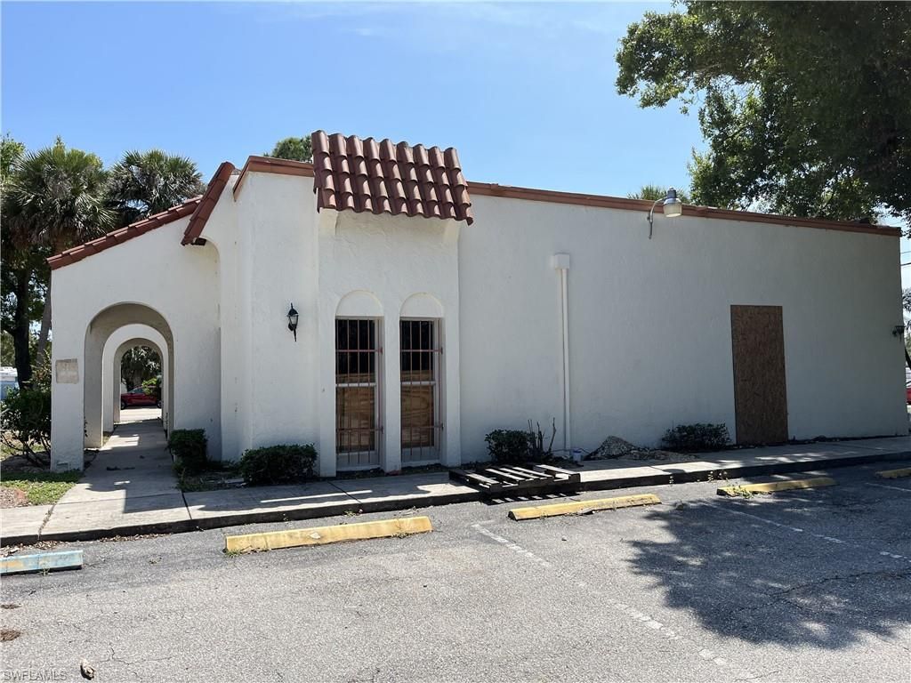 68, 72, 76 Pondella RD, NORTH FORT MYERS, FL 33903 — photo 3