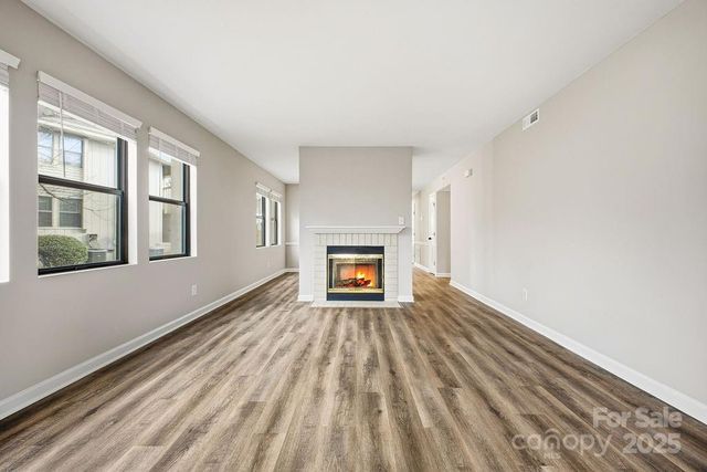 1605 Abbey Circle, Asheville, NC 28805