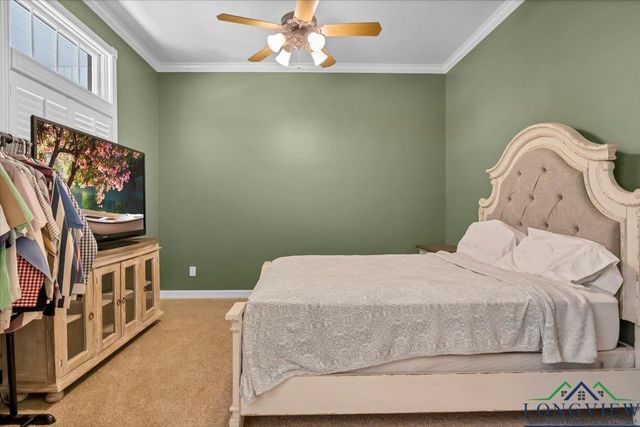 15811 S US Hwy 259, Mount Enterprise, TX 75681