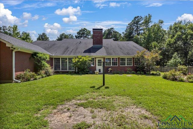 15811 S US Hwy 259, Mount Enterprise, TX 75681