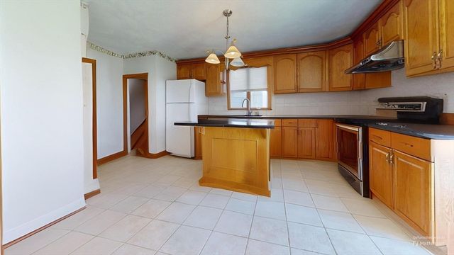 118 Colby Rd, Quincy, MA 02171
