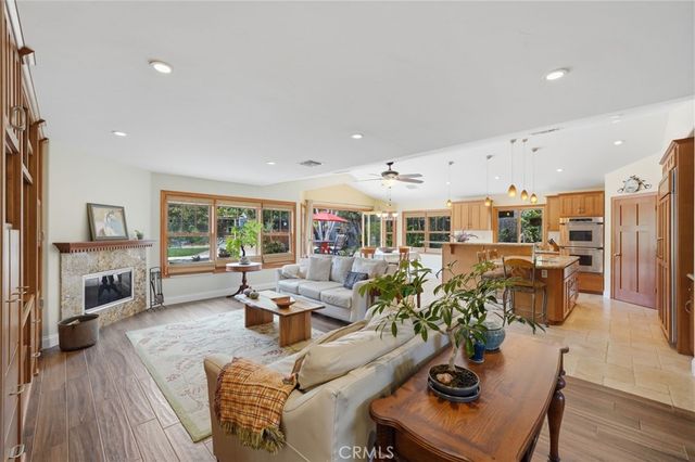3107 Serrano Dr, Carlsbad, CA 92009