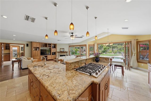 3107 Serrano Dr, Carlsbad, CA 92009