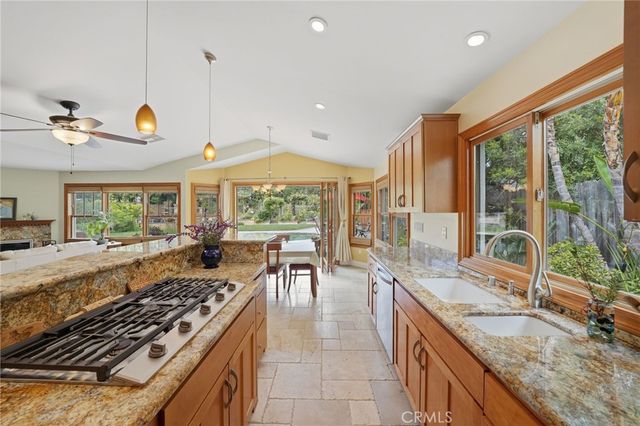 3107 Serrano Dr, Carlsbad, CA 92009