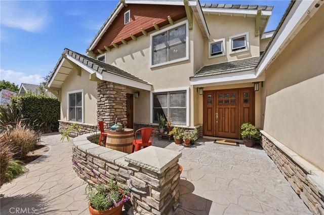 3107 Serrano Dr, Carlsbad, CA 92009