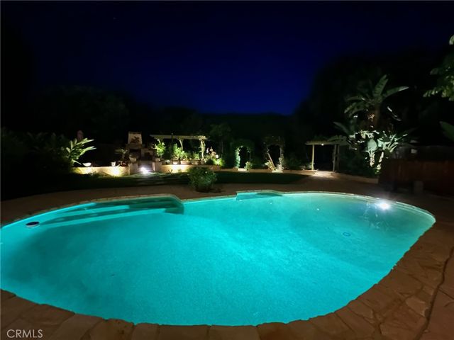 3107 Serrano Dr, Carlsbad, CA 92009