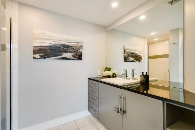 300 Bowie ST 1403, Austin, TX 78703