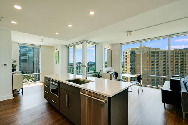 300 Bowie ST 1403, Austin, TX 78703