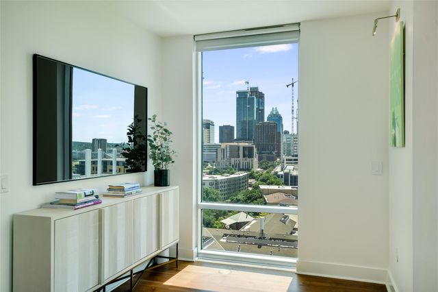 300 Bowie ST 1403, Austin, TX 78703