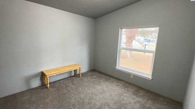 30705 S Quinn St, Kennewick, WA 99337