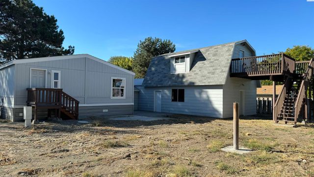 30705 S Quinn St, Kennewick, WA 99337