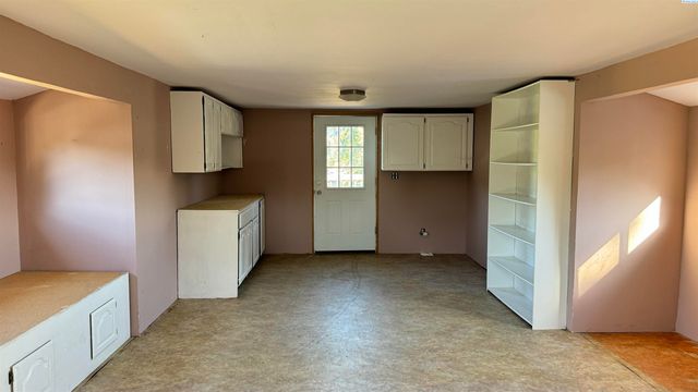 30705 S Quinn St, Kennewick, WA 99337