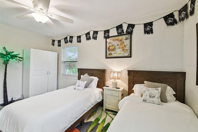 4324 S CLARK AVENUE, Tampa, FL 33611