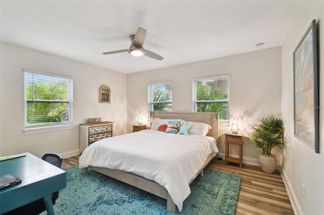 4324 S CLARK AVENUE, Tampa, FL 33611