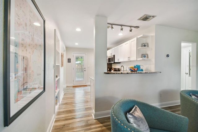 4324 S CLARK AVENUE, Tampa, FL 33611