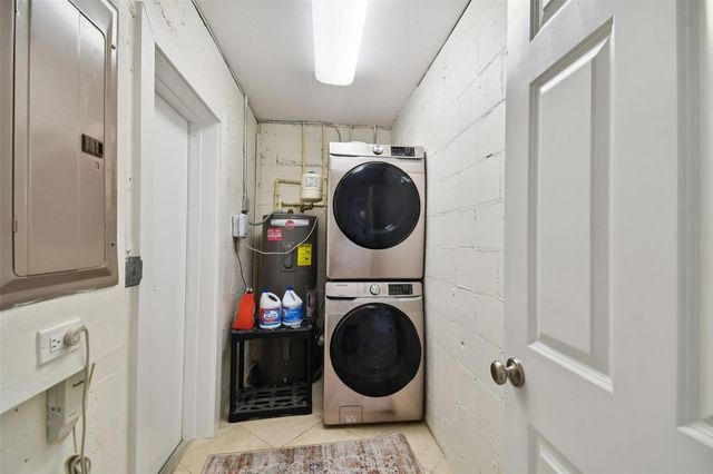 4324 S CLARK AVENUE, Tampa, FL 33611