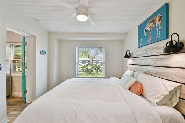 4324 S CLARK AVENUE, Tampa, FL 33611