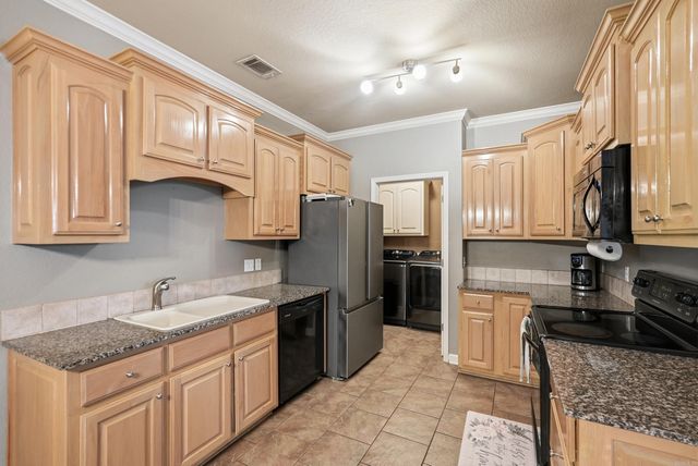 479 Wisteria Drive, Bauxite, AR 72011