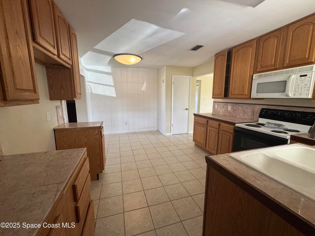 1480 Milton Street, Titusville, FL 32780