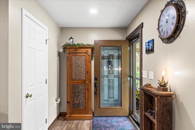 4442 SUNNY SLOPE RD, Glen Rock, PA 17327
