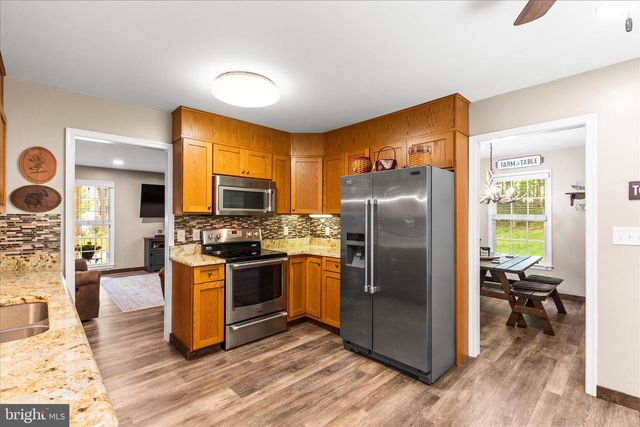 4442 SUNNY SLOPE RD, Glen Rock, PA 17327